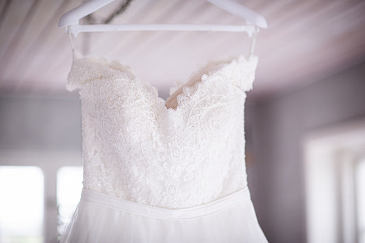 bras for wedding dresses